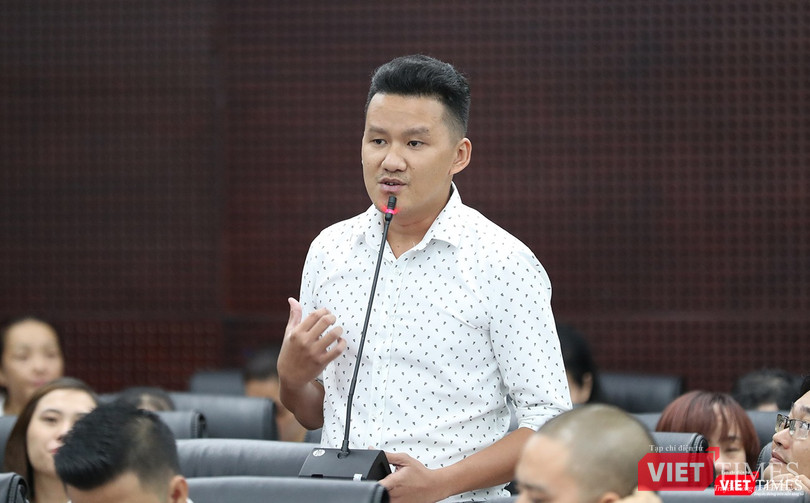 Anh Chế Viết Đông, hướng dẫn viên tiếng Trung tại Đà Nẵng thẳng thắn chỉ rõ những khuất tất của tour giá rẻ và hướng dẫn viên "chui" người Trung Quốc