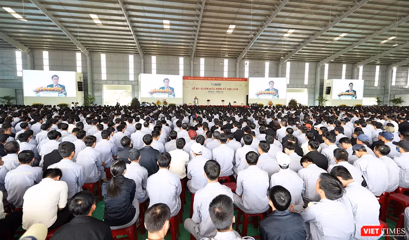 Ông Trần Bá Dương, Chủ tịch HĐQT THACO đọc thông điệp đầu năm tạo động lực để THACO phát triển trong năm 2019 và tương lai.