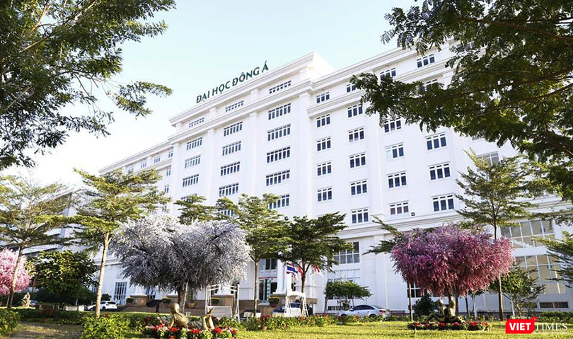 Bộ GD-ĐT vừa cho phép trường ĐH Đông Á (Đà Nẵng) tuyển sinh và đào tạo ngành Dược trình độ Đại học từ năm 2019 với chỉ tiêu 100 sinh viên trong năm đầu tiên. 