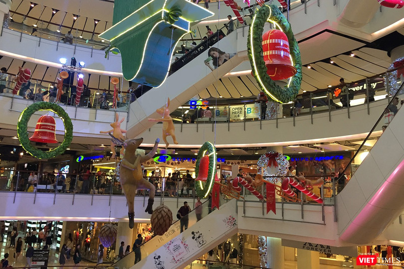 Thị truiwngf bán lẻ tại TP.HCM trong năm 2017 diễn biến sôi động nhờ "đổ bộ" của các thương hiệu ngoại