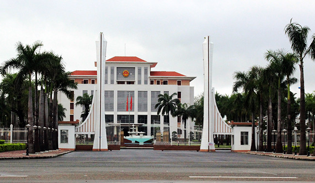 VietTimes, Quảng Nam, xe công, doanh nghiệp tặng, Thủ tướng, kiểm tra, rà soát