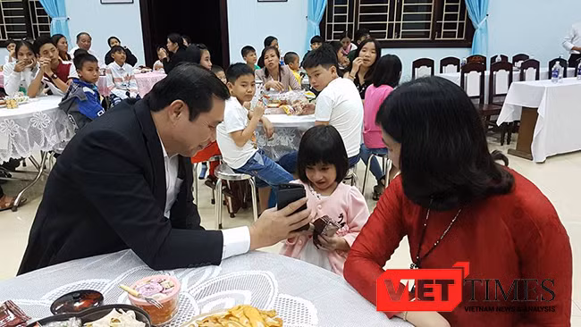 VietTimes, Tết cổ truyền, Đinh Dậu, đêm 30 Tết, Đà Nẵng, Bí thư, Nguyễn Xuân Anh, lung linh