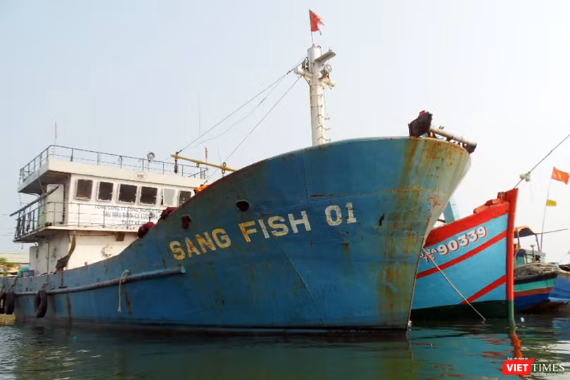 Sang Fish 01, một trong những con tàu vỏ thép đầu tiên của Đà Nẵng bị chủ nhân trả về nơi sản xuất vì có quá nhiều lỗi trong quá trình vận hành và khai thác
