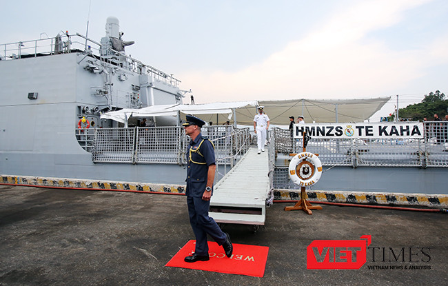 VietTimes, Hải quân Hoàng gia New Zealand, chiến hạm, HMZNS Te Kaha (F77), Cảng Tiên Sa, Đà Nẵng