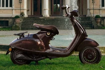 Vespa 946 phiên bản Ngựa vẫn được phát triển trên ngôn ngữ đặc trưng, vừa cổ điển vừa hiện đại. Ảnh: Piaggio.