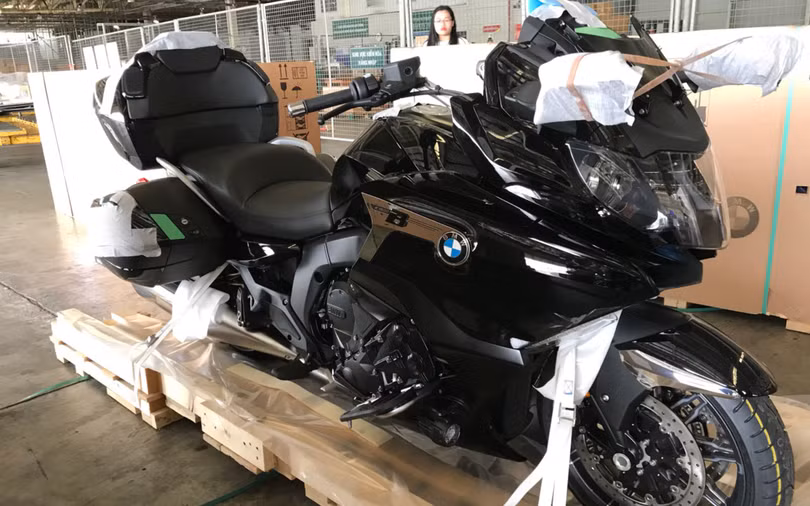 BMW R nineT Spezial và K1600 Grand America bất ngờ xuất hiện tại sân bay Tân Sơn Nhất ảnh 10 BMW R nineT Spezial và K1600 Grand America bất ngờ xuất hiện tại sân bay Tân Sơn Nhất ảnh 10