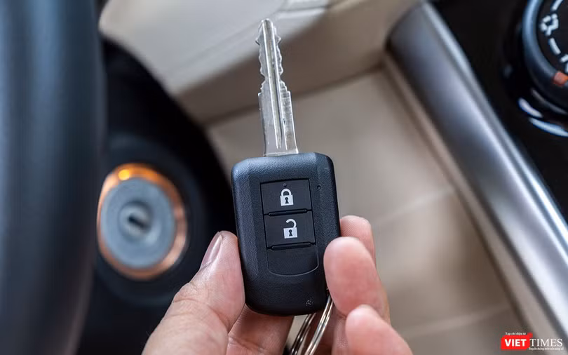 Chìa khóa không gập được lại gọn gàng. Chìa khóa không gập được lại gọn gàng.
