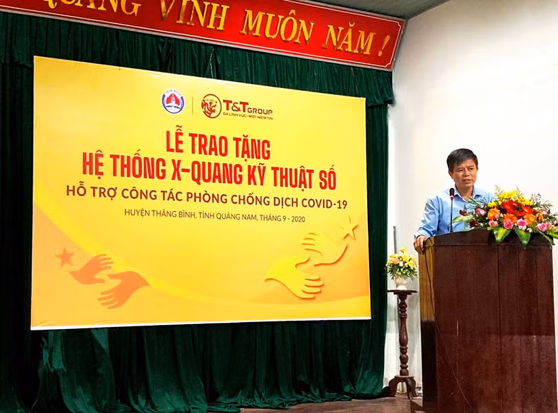 Ông Võ Văn Hùng, Chủ tịch UBND huyện Thăng Bình ghi nhận và đánh giá cao sự ủng hộ của Tập đoàn T&T Group đối với ngành y tế địa phương Ông Võ Văn Hùng, Chủ tịch UBND huyện Thăng Bình ghi nhận và đánh giá cao sự ủng hộ của Tập đoàn T&T Group đối với ngành y tế địa phương