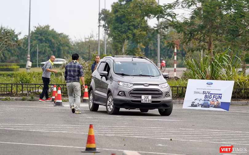 Các phần trải nghiệm trên điều kiện đường Onroad Các phần trải nghiệm trên điều kiện đường Onroad