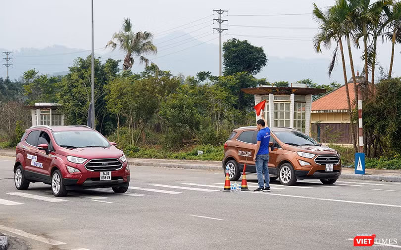 Các phần trải nghiệm trên điều kiện đường Onroad Các phần trải nghiệm trên điều kiện đường Onroad
