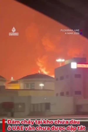 Hỏa hoạn tại kho dầu ở UAE chưa được dập tắt, một ngày sau khi bị UAV Iran tấn công