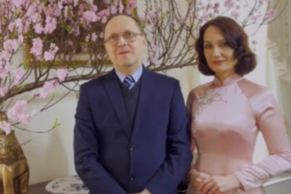 Thú vị xem Đại sứ và các nhà ngoại giao Nga chúc Tết bằng tiếng Việt