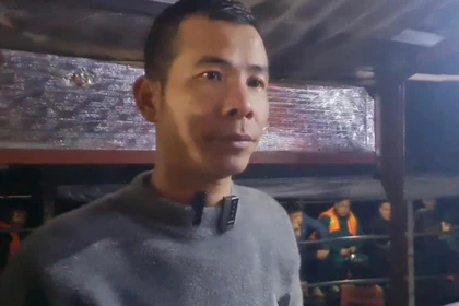 Thợ lặn kể khoảnh khắc tìm kiếm nạn nhân dưới lòng hồ Thác Bà