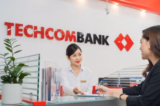 Techcombank đang cho các công ty thuộc Eurowindow, Masan, One Mount vay bao nhiêu?