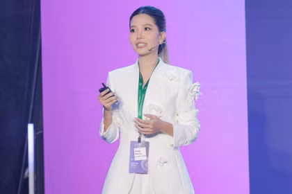 Bà Trang Phùng - CEO U2U Network