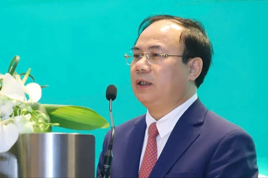 Thứ trưởng Bộ Xây dựng Nguyễn Văn Sinh