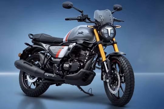 Mô tô Ấn Độ 225 cc giá 73 triệu đồng có gì?