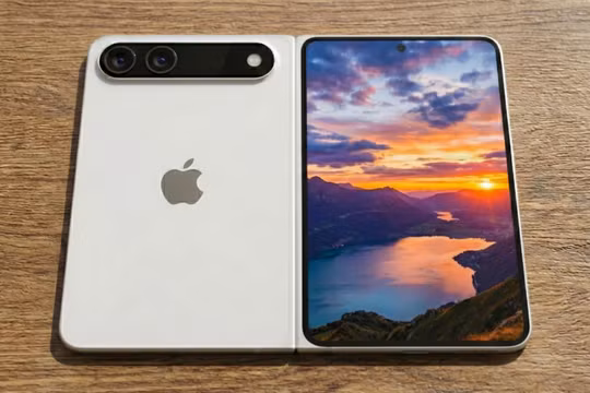 Bản dựng của iPhone Fold có thiết kế vuông vức, màn hình trong có kích thước 7,58 inch đi kèm tỷ lệ 4:3. Ảnh: Ice Universe.