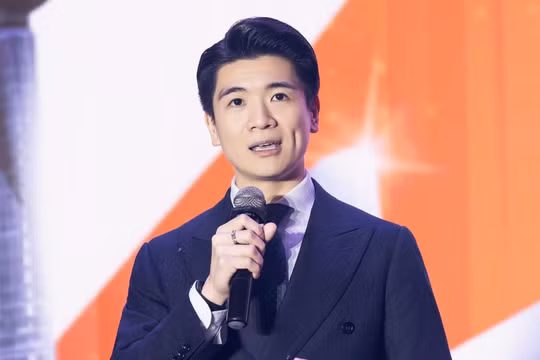 Con trai bầu Hiển hé lộ triết lý “trời tròn đất vuông” trong logo mới của SHB