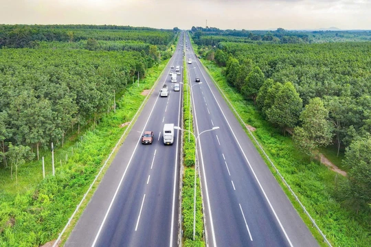 Việt Nam quy hoạch gần 9.000 km cao tốc đến năm 2050