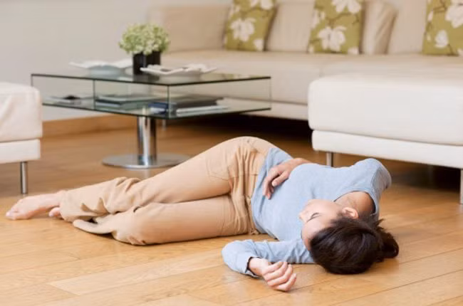Ngất xỉu. Ảnh minh họa. Ngất xỉu. Ảnh minh họa.