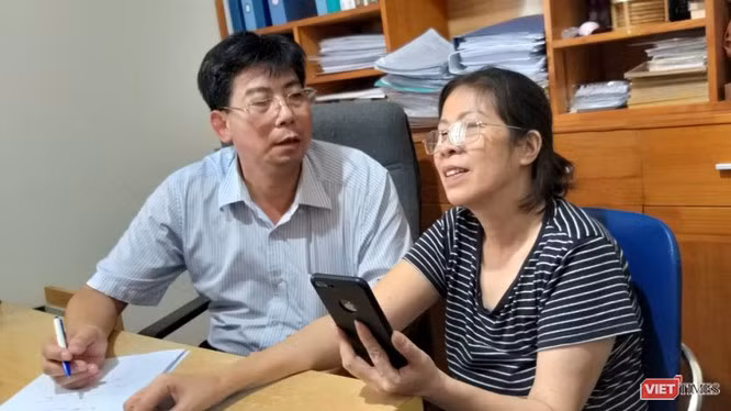 Bà Nguyễn Bích Quy trong buổi trả lời phỏng vấn báo chí cùng luật sư ngày 22/8.