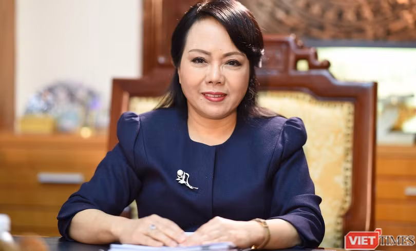 Nguyên Bộ trưởng Bộ Y tế Nguyễn Thị Kim Tiến Nguyên Bộ trưởng Bộ Y tế Nguyễn Thị Kim Tiến