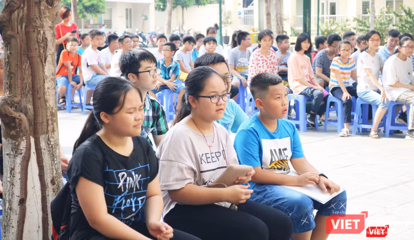 Học sinh tham gia hoạt động giữa giờ tại trường học. Ảnh: Minh Thúy Học sinh tham gia hoạt động giữa giờ tại trường học. Ảnh: Minh Thúy