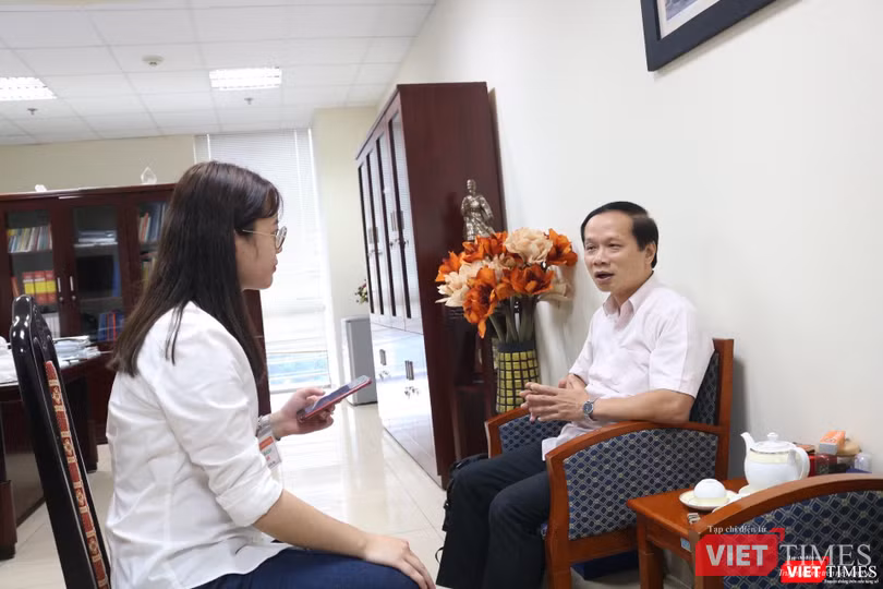 Ông Phạm Tất Thắng trong buổi trò chuyện với VietTimes. Ông Phạm Tất Thắng trong buổi trò chuyện với VietTimes.