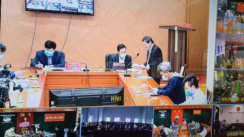 Điểm cầu trực tuyến tại Sở Y tế TP. Hà Nội. Ảnh: Tuấn Dũng Điểm cầu trực tuyến tại Sở Y tế TP. Hà Nội. Ảnh: Tuấn Dũng