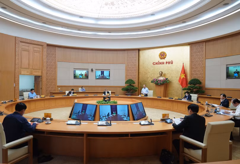 Thủ tướng Nguyễn Xuân Phúc chủ trì họp Thường trực Chính phủ nghe báo cáo của Ban Chỉ đạo Quốc gia về phòng, chống dịch COVID-19. Ảnh: Quang Hiếu Thủ tướng Nguyễn Xuân Phúc chủ trì họp Thường trực Chính phủ nghe báo cáo của Ban Chỉ đạo Quốc gia về phòng, chống dịch COVID-19. Ảnh: Quang Hiếu