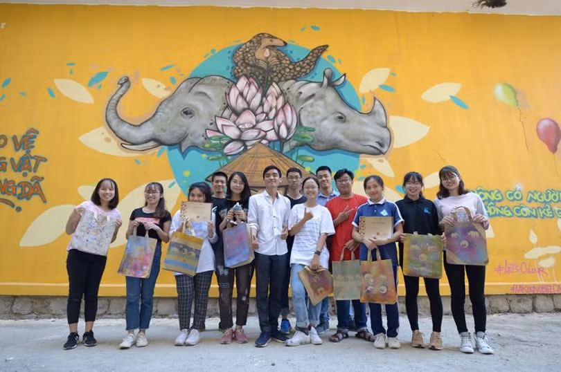 Chương trình “Chuyến xe nghệ thuật hoang dã" tại Huế Chương trình “Chuyến xe nghệ thuật hoang dã" tại Huế