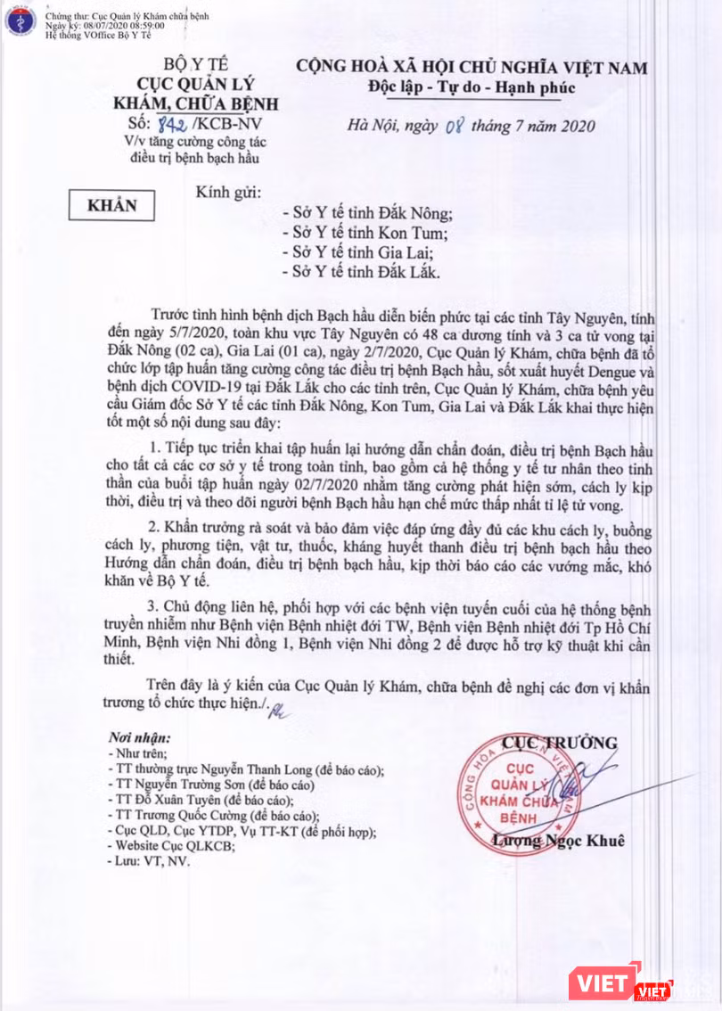 Công văn khẩn của Cục Quản lý Khám, chữa bệnh (Bộ Y tế) yêu cầu tăng cường công tác điều trị bệnh bạch hầu (Ảnh: Minh Thúy) Công văn khẩn của Cục Quản lý Khám, chữa bệnh (Bộ Y tế) yêu cầu tăng cường công tác điều trị bệnh bạch hầu (Ảnh: Minh Thúy)