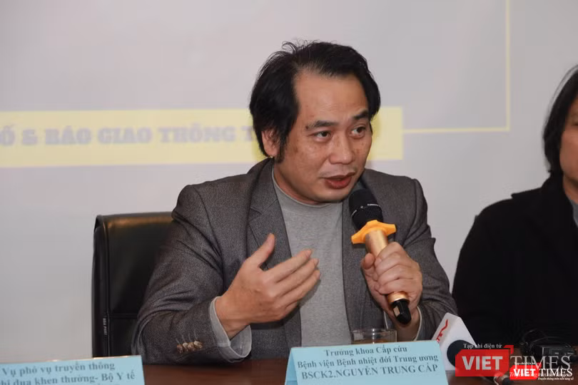 ThS. BS. Nguyễn Trung Cấp khẳng định: Việc người dân lo lắng mà không có nhận thức đúng đắn sẽ gây ra nhiều hệ lụy khó lường. Ảnh: Đăng Khoa ThS. BS. Nguyễn Trung Cấp khẳng định: Việc người dân lo lắng mà không có nhận thức đúng đắn sẽ gây ra nhiều hệ lụy khó lường. Ảnh: Đăng Khoa