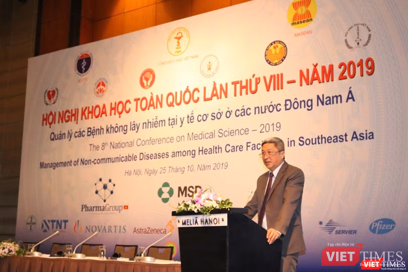 PGS. TS. Nguyễn Trường Sơn – Thứ trưởng Bộ Y tế PGS. TS. Nguyễn Trường Sơn – Thứ trưởng Bộ Y tế