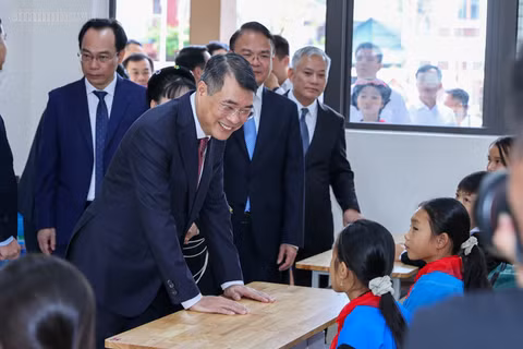 Từ “dạy những gì mình có” đến “dạy những gì người học và đất nước cần”
