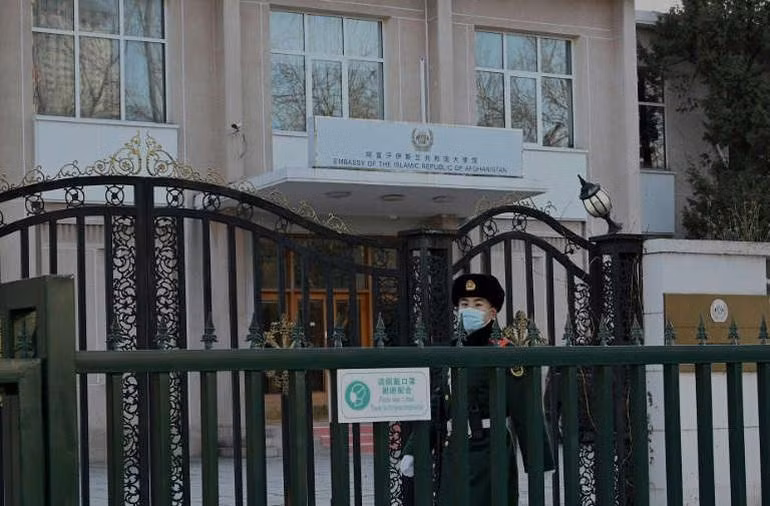 Đại sứ quán Afghanistan tại Trung Quốc (Ảnh: AFP)