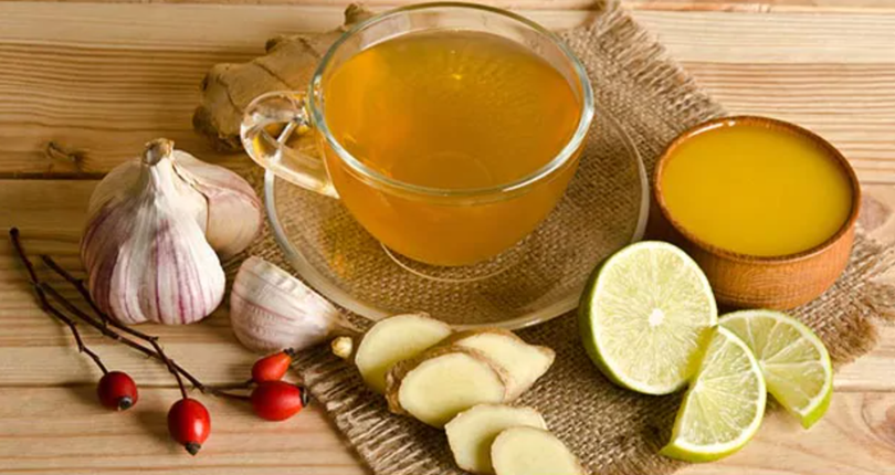 Trà gừng, tỏi, nghệ có thể cải thiện hệ miễn dịch nếu sử dụng đều đặn (Ảnh: NDTV Food)