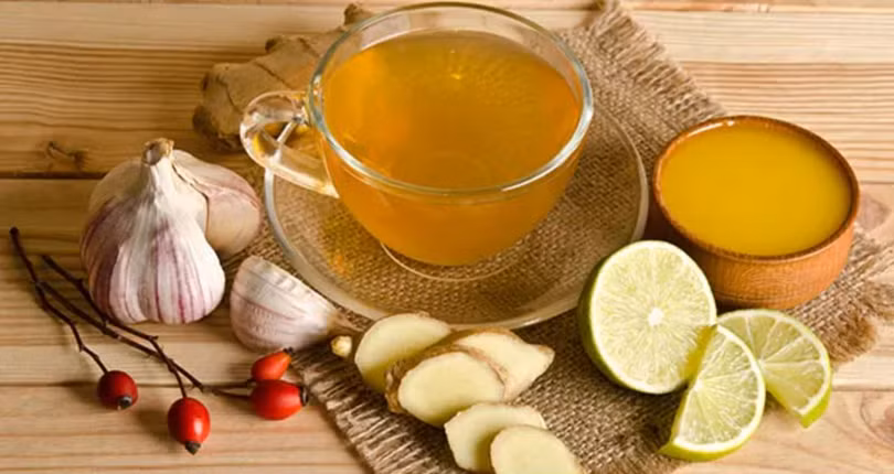 Trà gừng, tỏi, nghệ có thể cải thiện hệ miễn dịch nếu sử dụng đều đặn (Ảnh: NDTV Food)