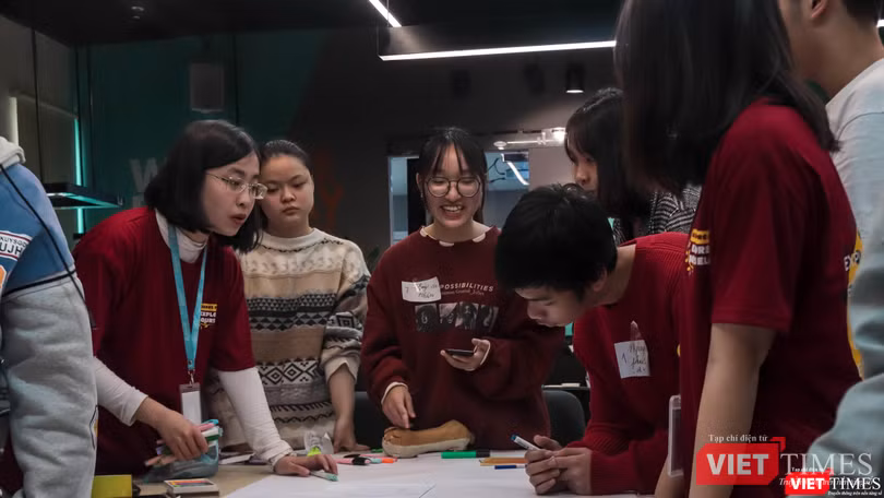 Các bạn trẻ được trải nghiệm hoạt động ý nghĩa. Các bạn trẻ được trải nghiệm hoạt động ý nghĩa.