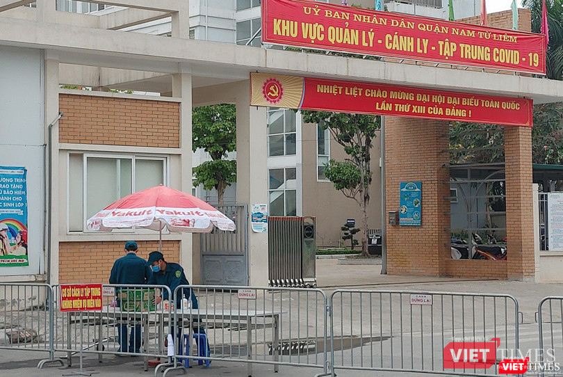 Công tác đảm bảo an toàn tại khu cách ly Trường Tiểu học Xuân Phương được đảm bảo nghiêm ngặt.