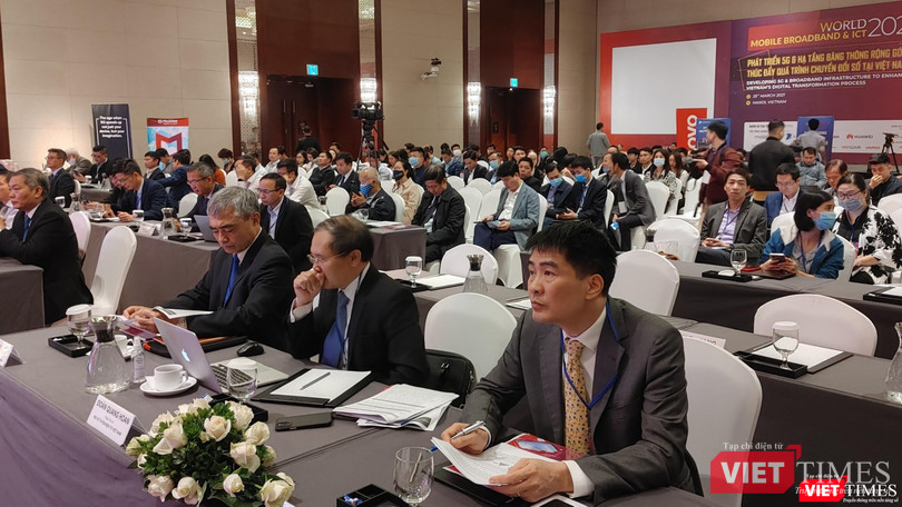 Toàn cảnh sự kiện.