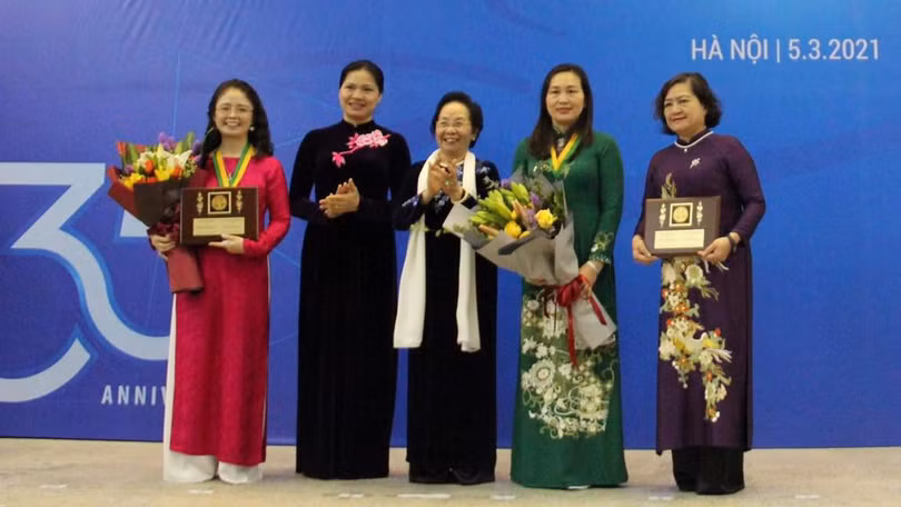 Lễ trao giải Kovalevskaia 2020.