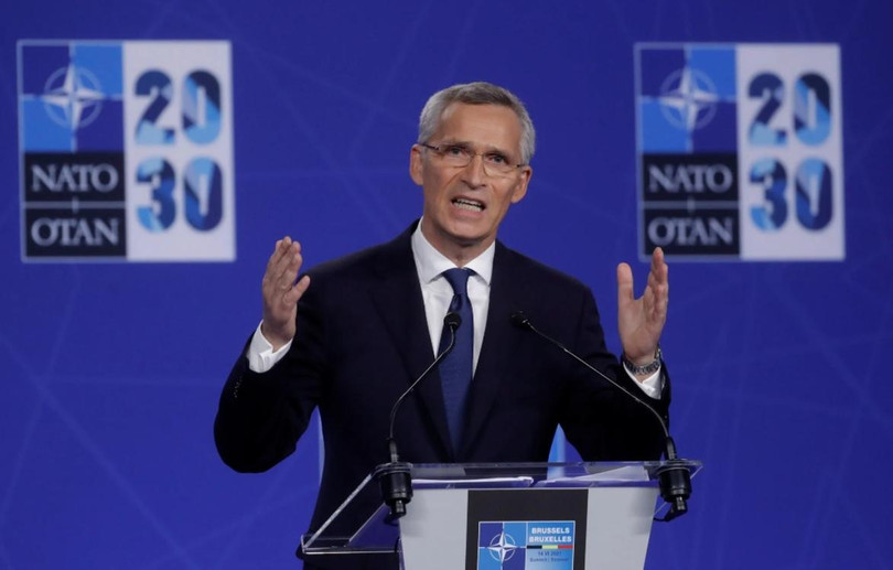 Tổng Thư ký NATO Jens Stoltenberg phát biểu trong một cuộc họp báo hôm đầu tuần (Ảnh: Reuters)