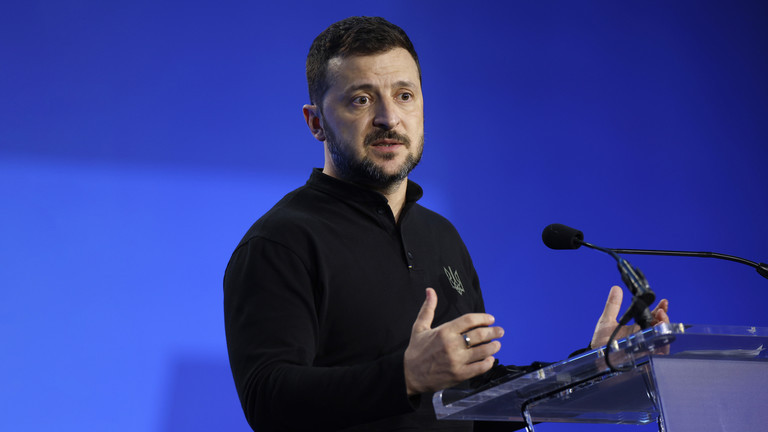 Tổng thống Ukraine Volodymyr Zelensky. Ảnh: Getty.