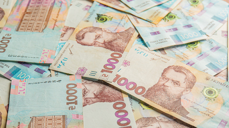 Bộ trưởng Tài chính Ukraine cho hay nợ công nước này đã tăng gấp đôi trong 3 năm qua. Ảnh: Getty.