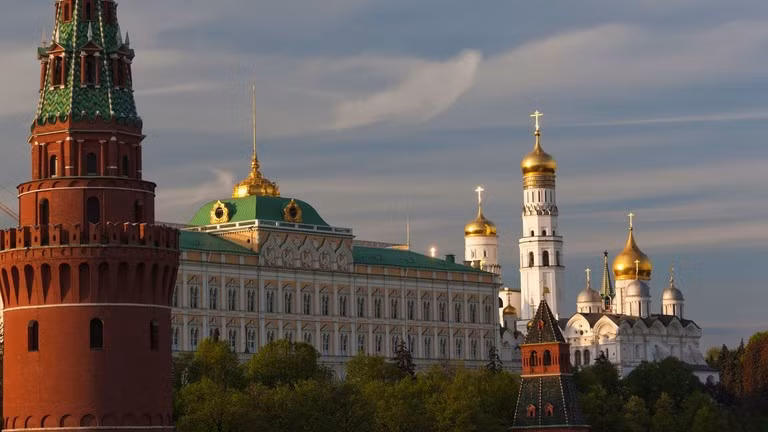 Theo Điện Kremlin, Tổng thống Nga Vladimir Putin đã ra điều kiện tiên quyết để đối thoại trực tiếp với Ukraine. Ảnh: Sputnik.