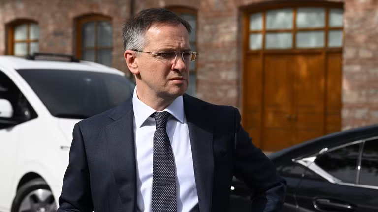 Trợ lý Tổng thống kiêm trưởng đoàn đàm phán Nga Vladimir Medinsky tại Istanbul, Thổ Nhĩ Kỳ, ngày 16/5. Ảnh: Sputnik.