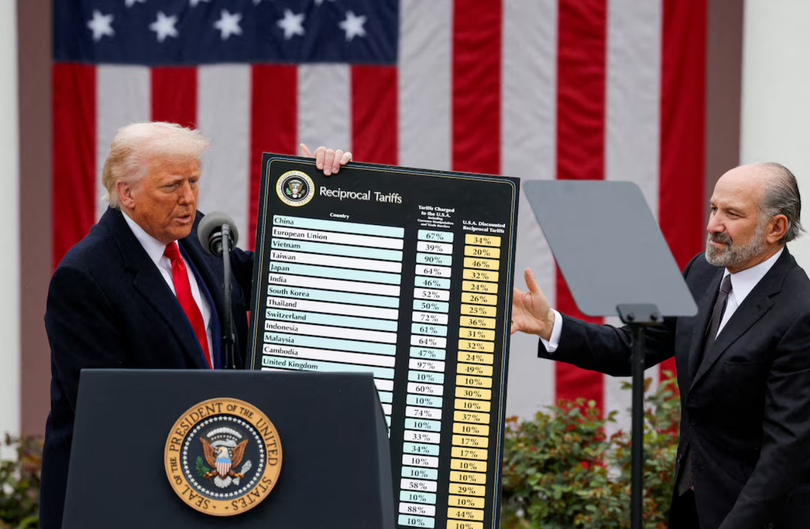 Tổng thống Mỹ Donald Trump phát biểu trong sự kiện công bố mức thuế quan tại Vườn Hồng ở Nhà Trắng vào ngày 2/4. Ảnh: Reuters.