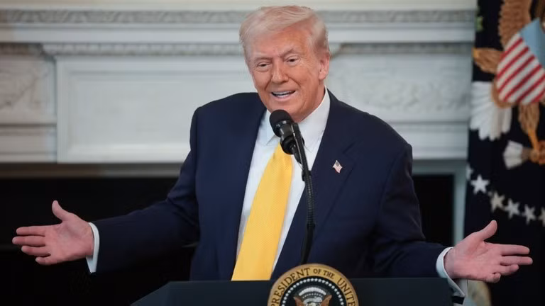 Tổng thống Mỹ Donald Trump phát biểu tại cuộc họp các Thống đốc tại Nhà Trắng hôm 21/2. Ảnh: Getty.